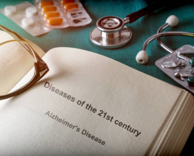 阿尔茨海默氏症的干细胞疗法：发现和治疗(2024)