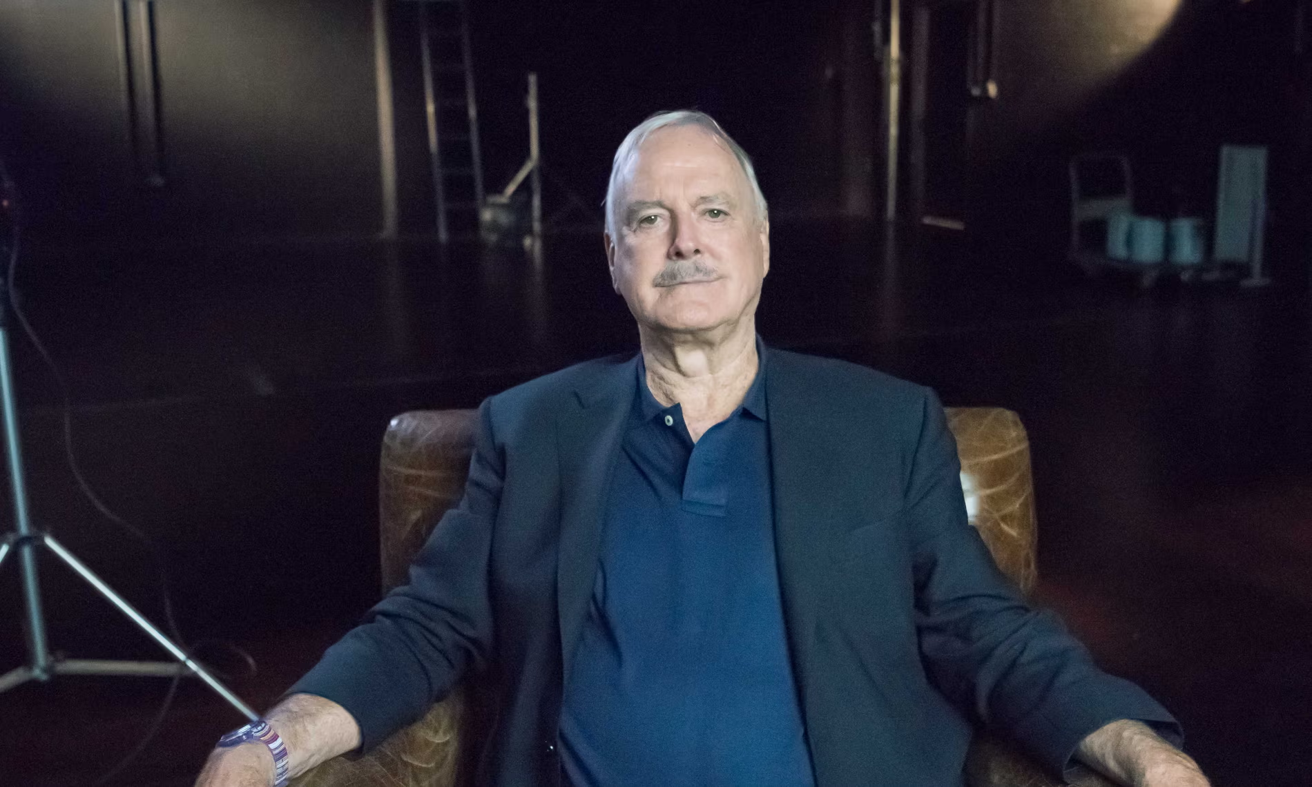永葆青春的秘诀?约翰·克里斯 (John Cleese) 赞扬干细胞治疗的优点 永葆青春的秘诀?约翰·克里斯 (John Cleese) 赞扬干细胞治疗的优点