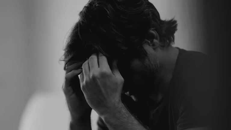 4次干细胞移植疗程：16名重度抑郁患者病情减轻并改善药物反应