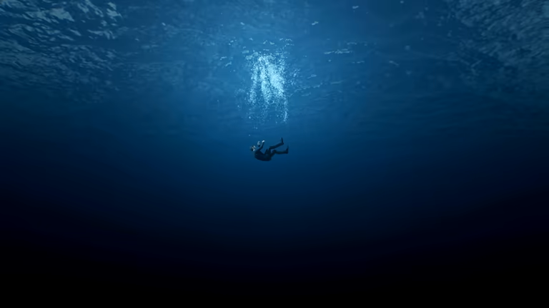 抑郁症治疗新希望？研究显示干细胞移植或可改善脑内环境、减轻症状